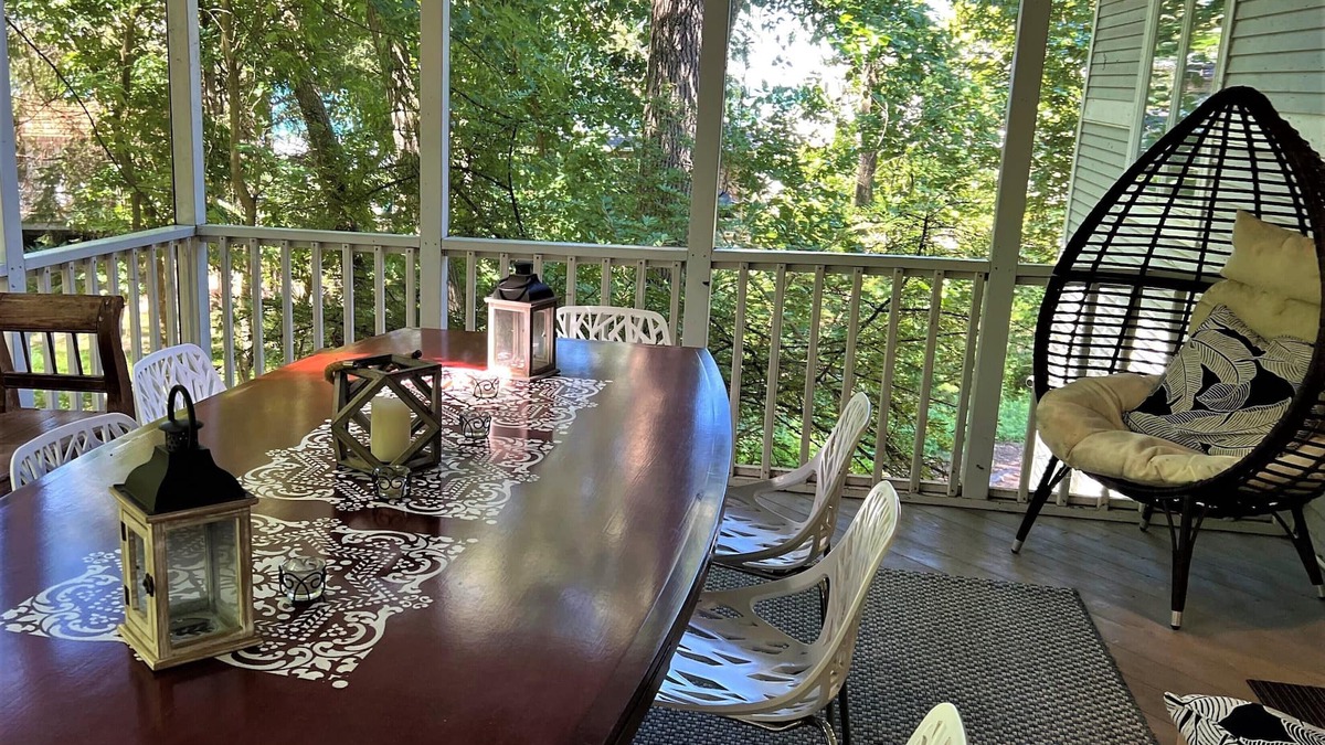 Michiana House | Lake Michigan Beach House Meets Riviera Flair—Just 4 Minutes To The Beach!