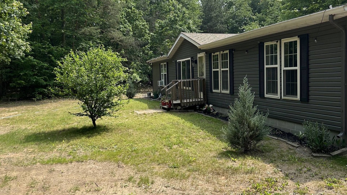 West Olive House | Lake Michigan getaway close to beaches and boat launches