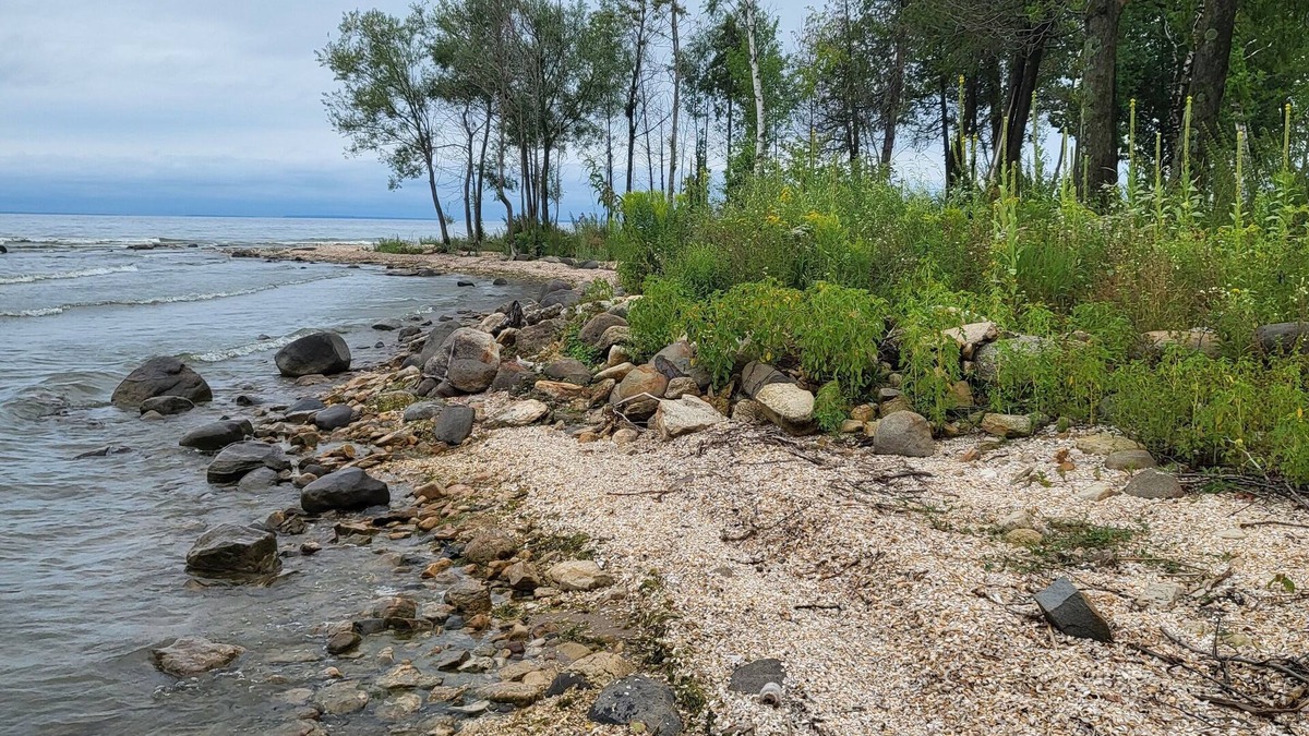 Menominee Cottage | Lake Michigan Retreat