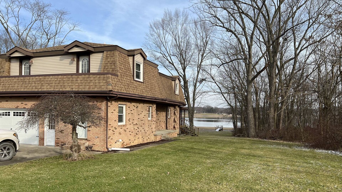 Wayland House | Lake Milton Lakefront Home with Dock