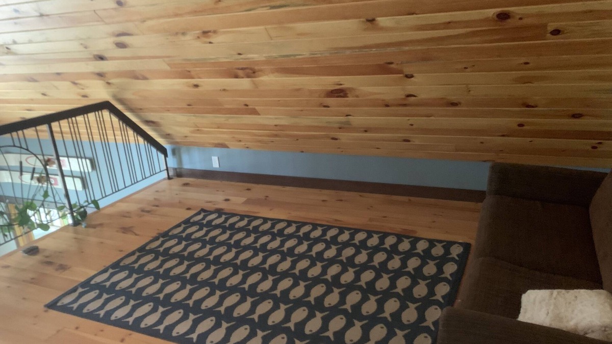 Puposky Cabin | Lake Movil Sunrise Cabin (6 miles north of Bemidji)