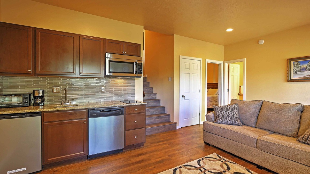 Wildernest Apartment | Lake- & Mtn-view: Resort Hub in Silverthorne!