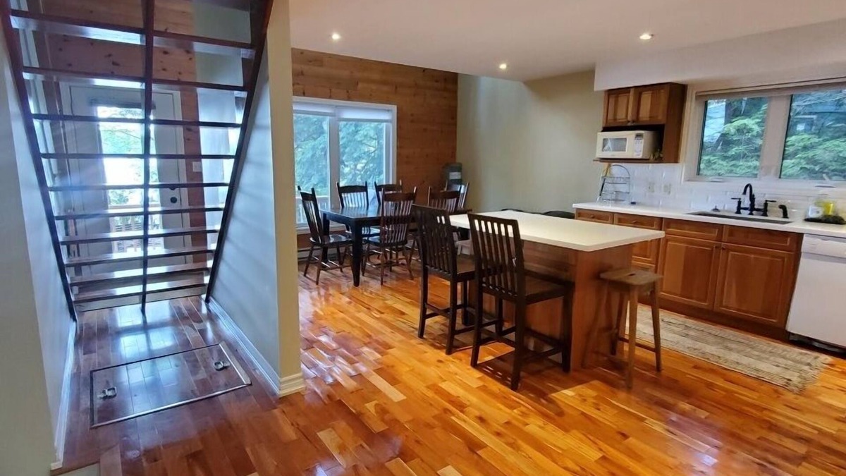 Torrance House | Lake Muskoka - Sunsets and Sauna!