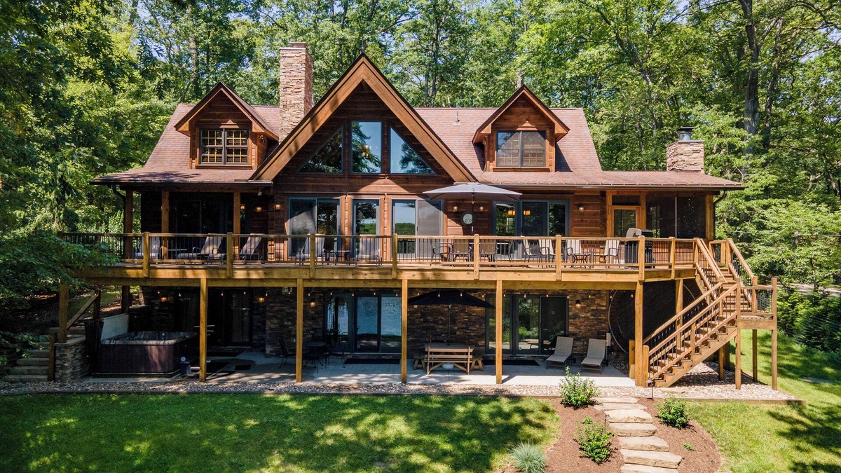Swanton House | Lake 'N Logs: Lakefront, Dock, Outdoor Fireplace, Hot Tub, Game Tables