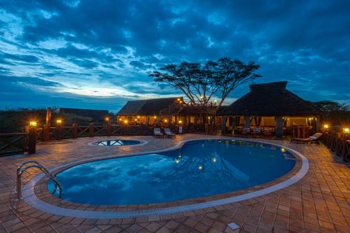 Sinoni Cabin | Lake Ndutu Luxury Tented Lodge
