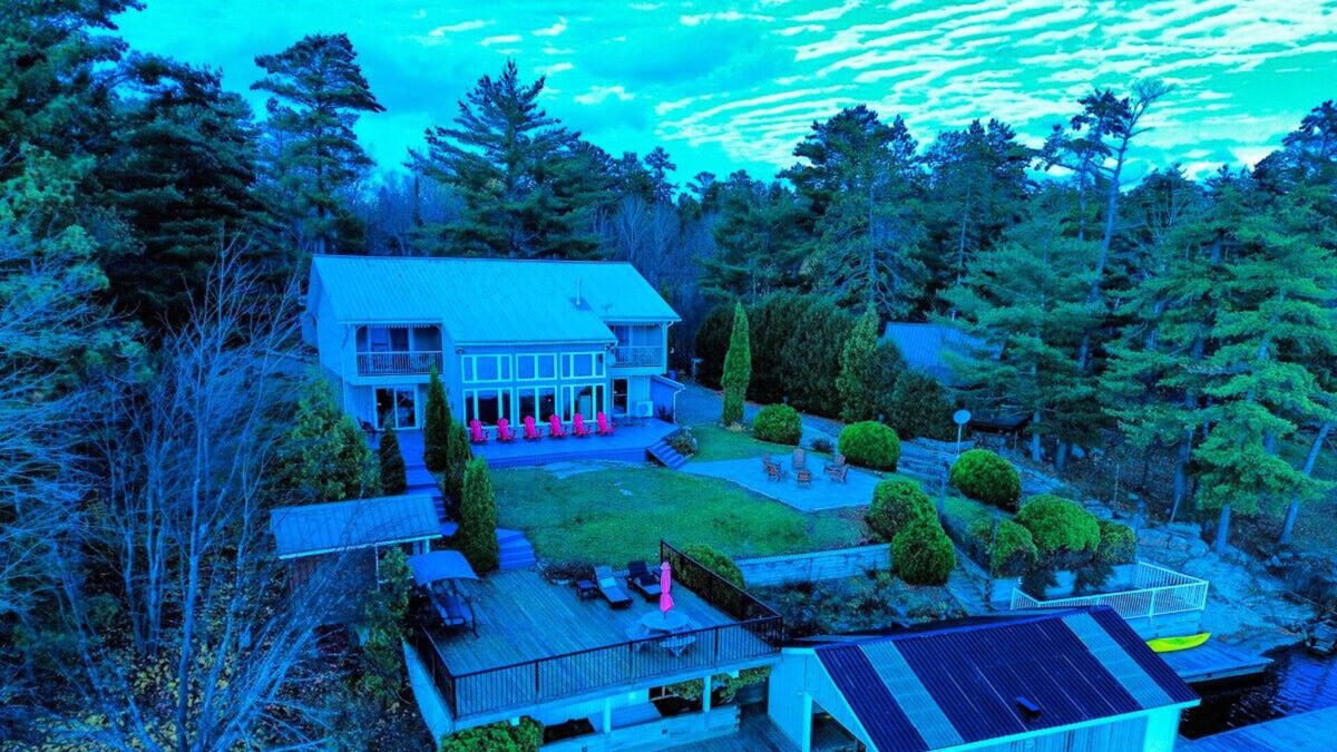 Lavigne Cottage | Lake Nipissing Stunner - Sauna, Hot Tub and more!