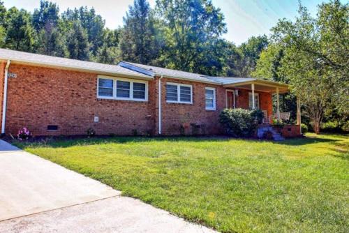 Catawba House | Lake Norman Getaway with 4 Beds