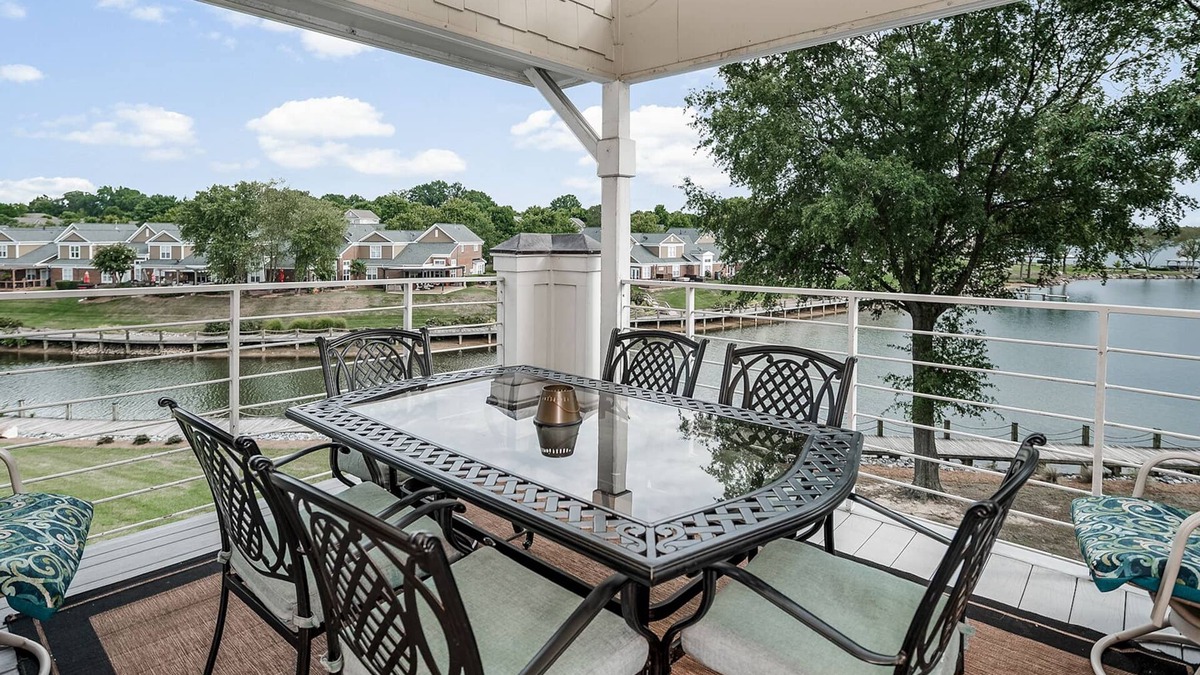 Cornelius Condo | Lake Norman Luxury Waterfront 3rd floor Condo with Elevator, Pool, Tennis
