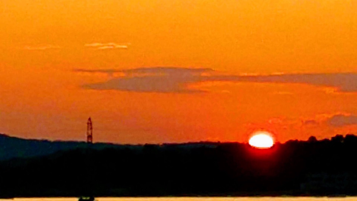 Cornelius House | Lake Norman Water Front Get-Away