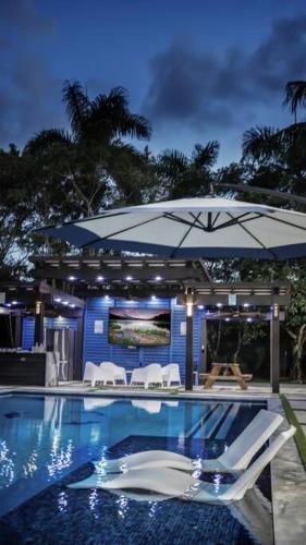 Ludlam House | Lake Of Dreams Miami House