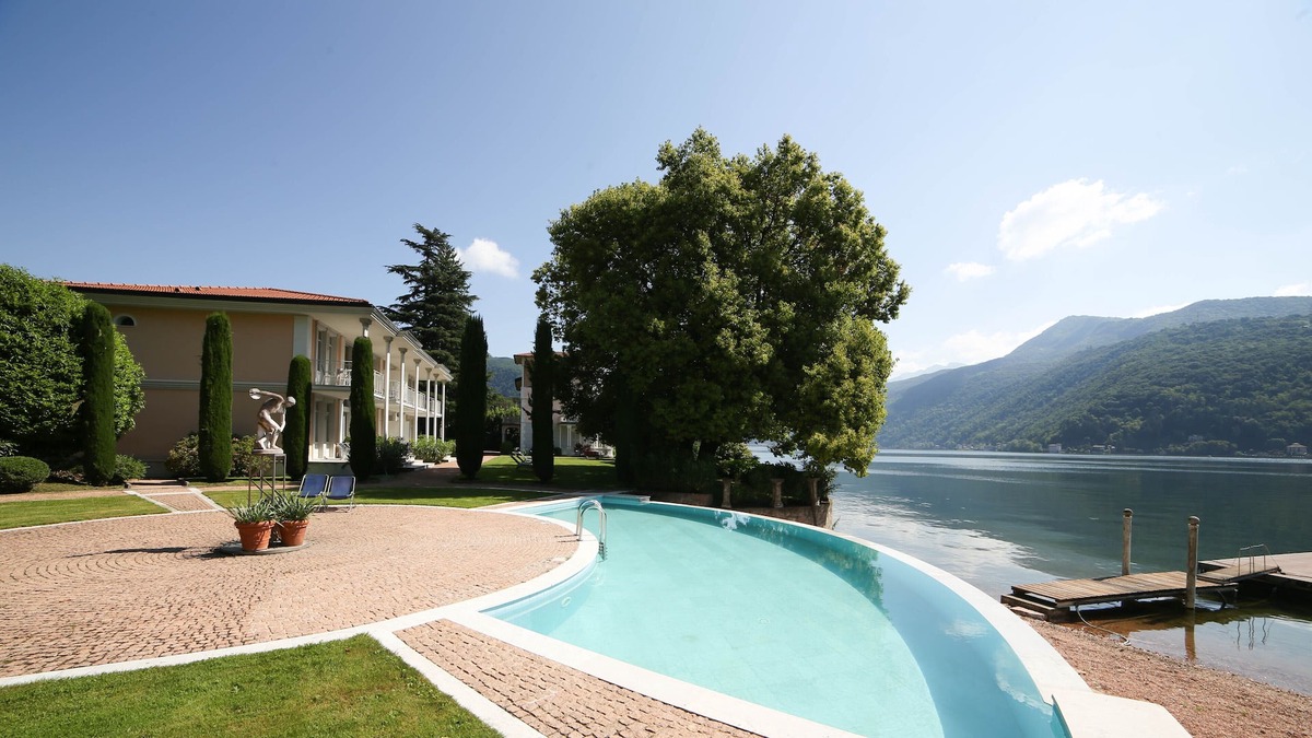 Cuasso Al Monte Apartment | [Lake - Park - Pool] Lakefront 138