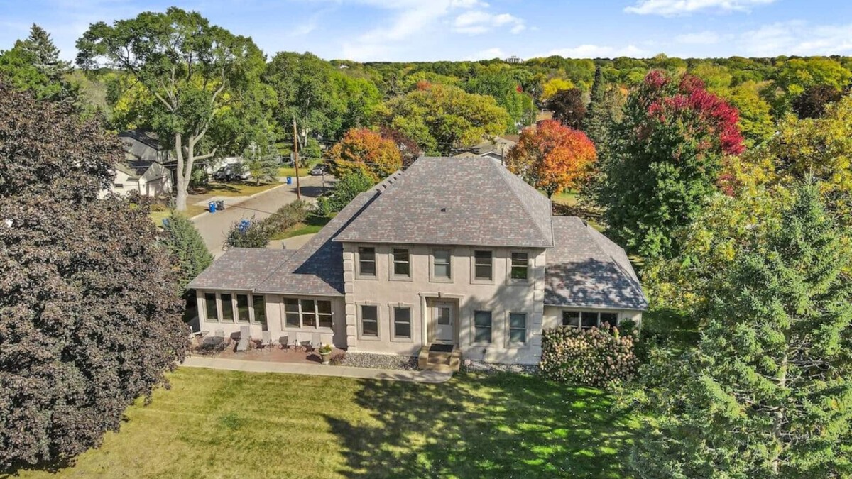 Payne - Phalen House | Lake Phalen Place, steps from lake & trails