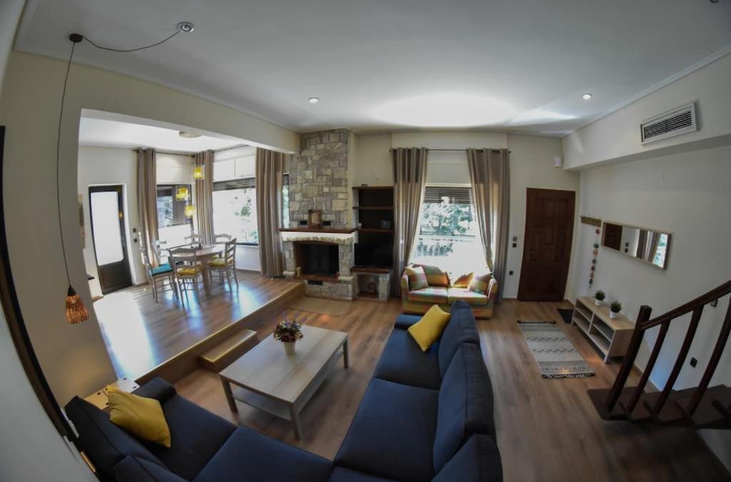 Kalivia House | Lake Plastira Lodge