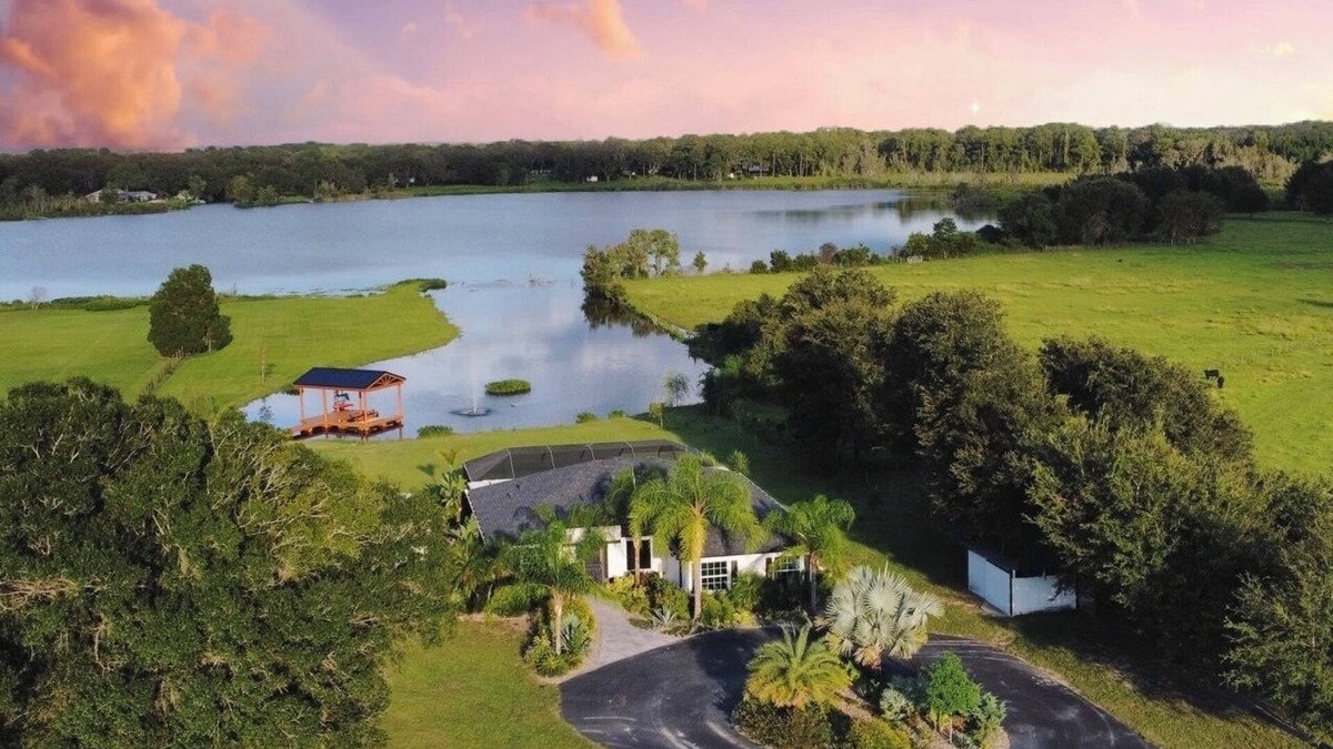 Wesley Chapel House | Lake Pool Oasis near Epperson and Wiregrass Ranch