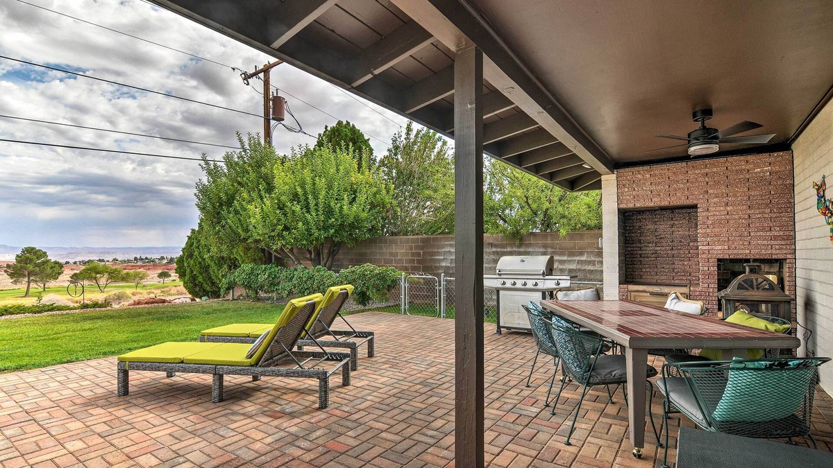 Page House | Lake Powell Views: Mid-Century Home in Page