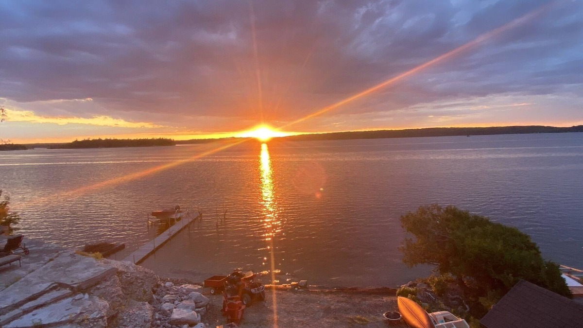 Marmora House | Lake side Chateau and Coach House with private beach and Hot Tubs.