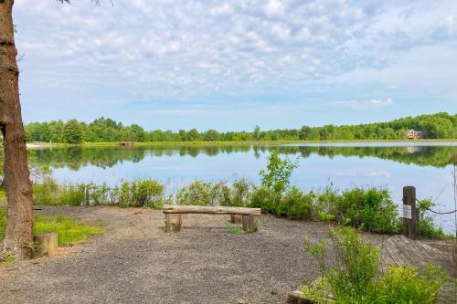 Blakeslee House | Lake Sinca Sanctuary
