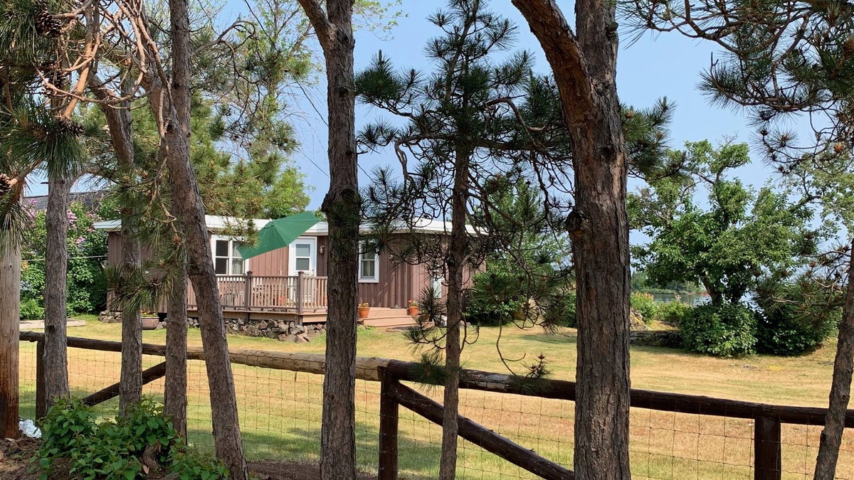 Copper Harbor Cottage | Lake Superior 2 BR Cottage In Copper Harbor Michigan