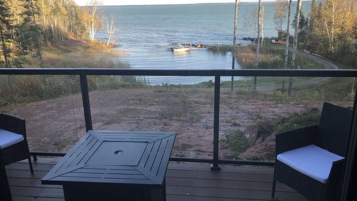 Shuniah House | Lake Superior Vacation Retreat Black Bay, Shuniah ON