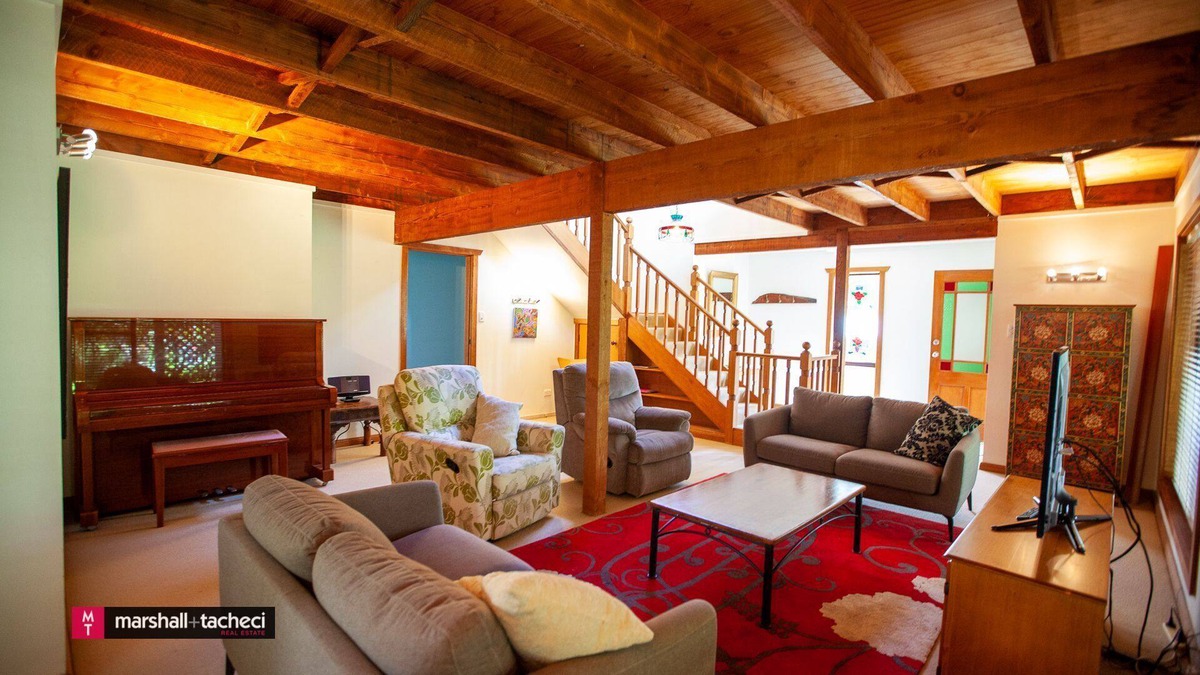 Wallaga Lake House | Lake Therapy 1 Fairhaven Point Way- Quiet lakeside. Bermagui