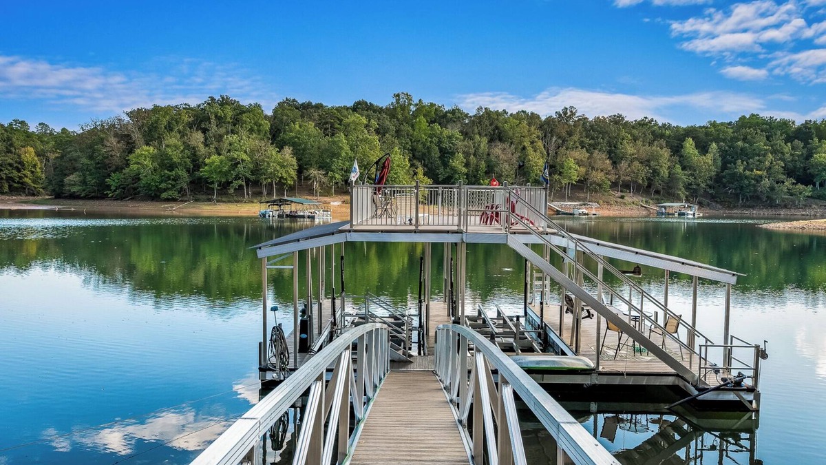 Anderson House | Lake Time on Lake Hartwell!