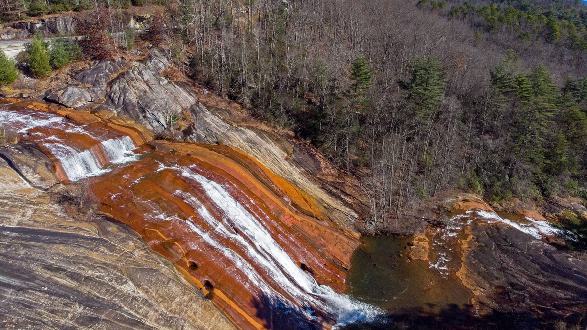 Lake Toxaway Condo | Lake Toxaway Falls: Waterfall Views, Luxury Condo, minutes from hiking!