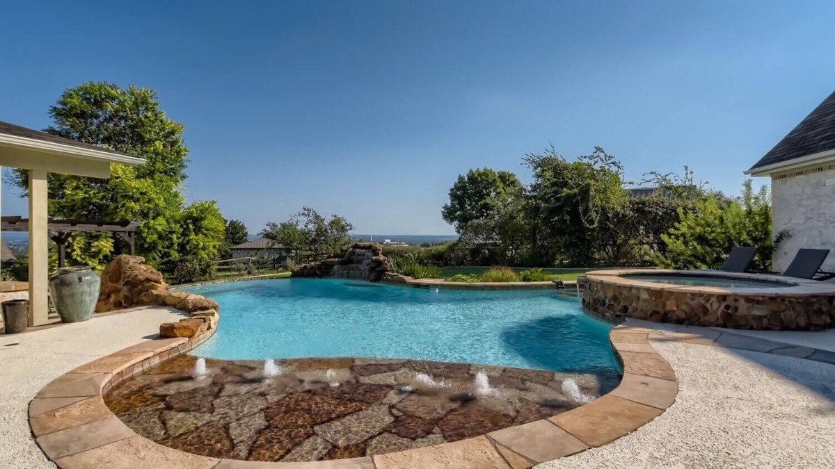 Lakeway House | Lake Travis Exceptional Home. Incredible views! Gorgeous POOL & Hot tub!