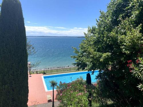 Padenghe sul Garda Apartment | Lake view apartment
