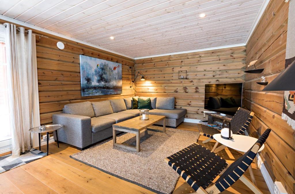 Sykkylven Apartment | Lake View Apartment 4 bedrooms and 2 bathrooms