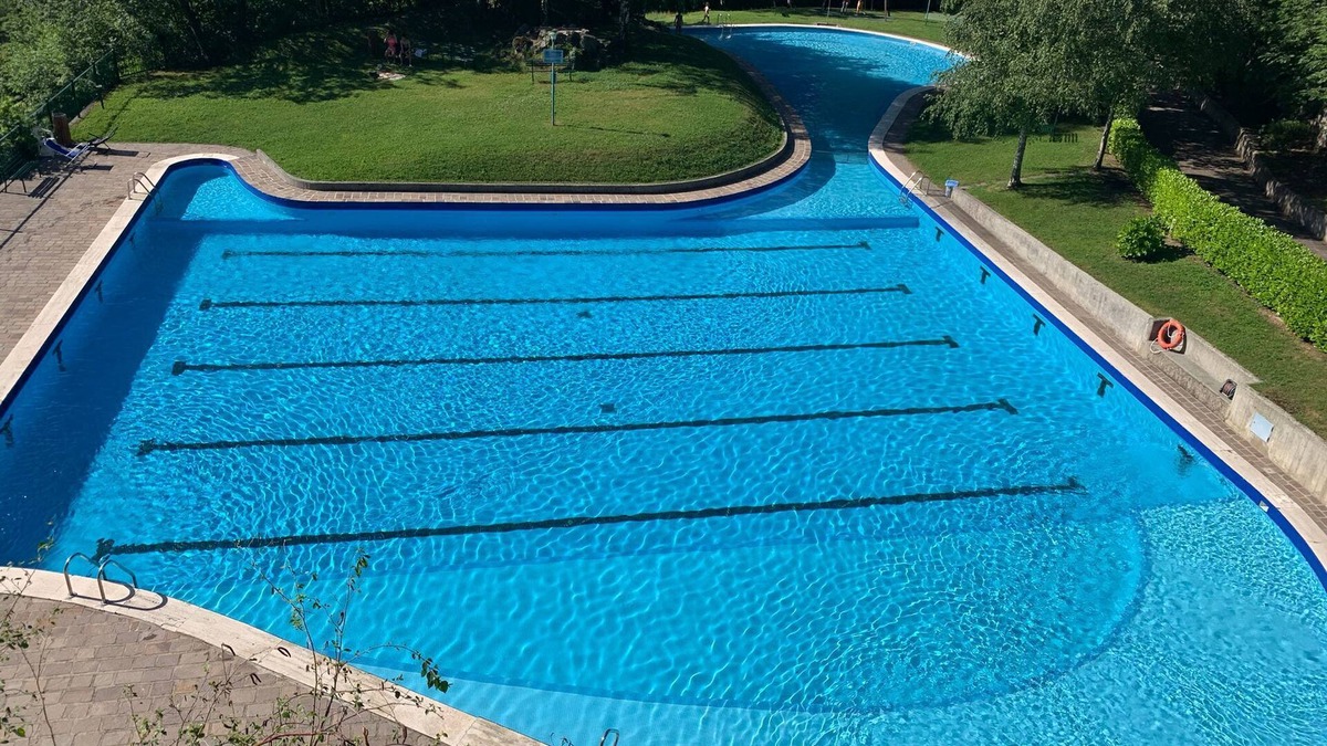 Valbrona Apartment | Lake view apartment with pool and tennis
