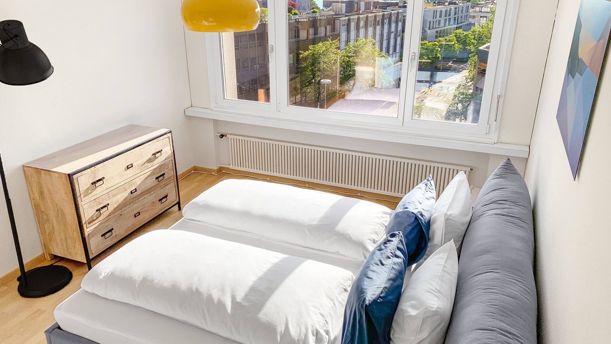 Zug Apartment | Lake View Business Apartment