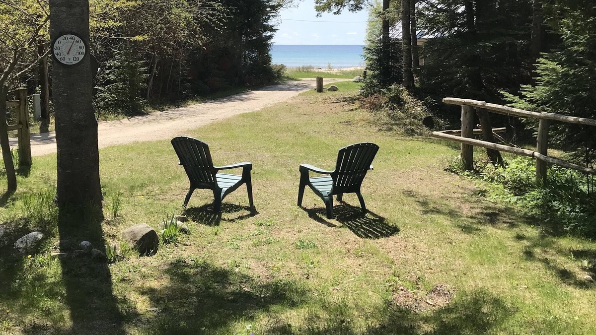 Beaver Island Cottage | Lake View Cottage on Beautiful Sand Bay