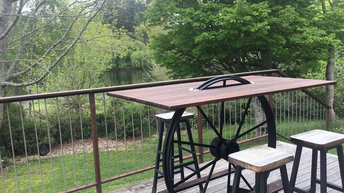 Upper Moutere House | Lake view House ,beautiful country living .Amazing views of lake ,mountains