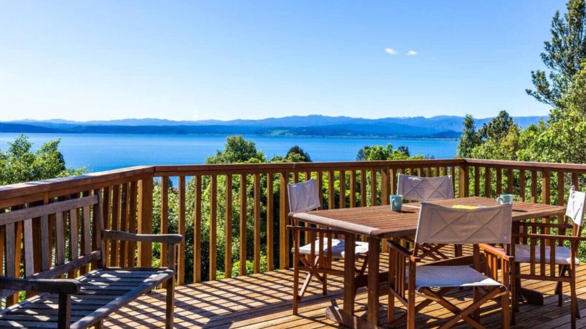 Omori House | Lake View House with Wi-Fi