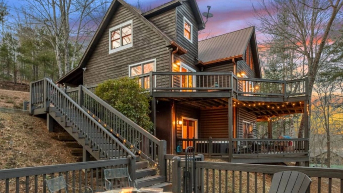 Necowa Cove Cabin | *Lake View Lodge* Family~$Views~Arcade~HotTub