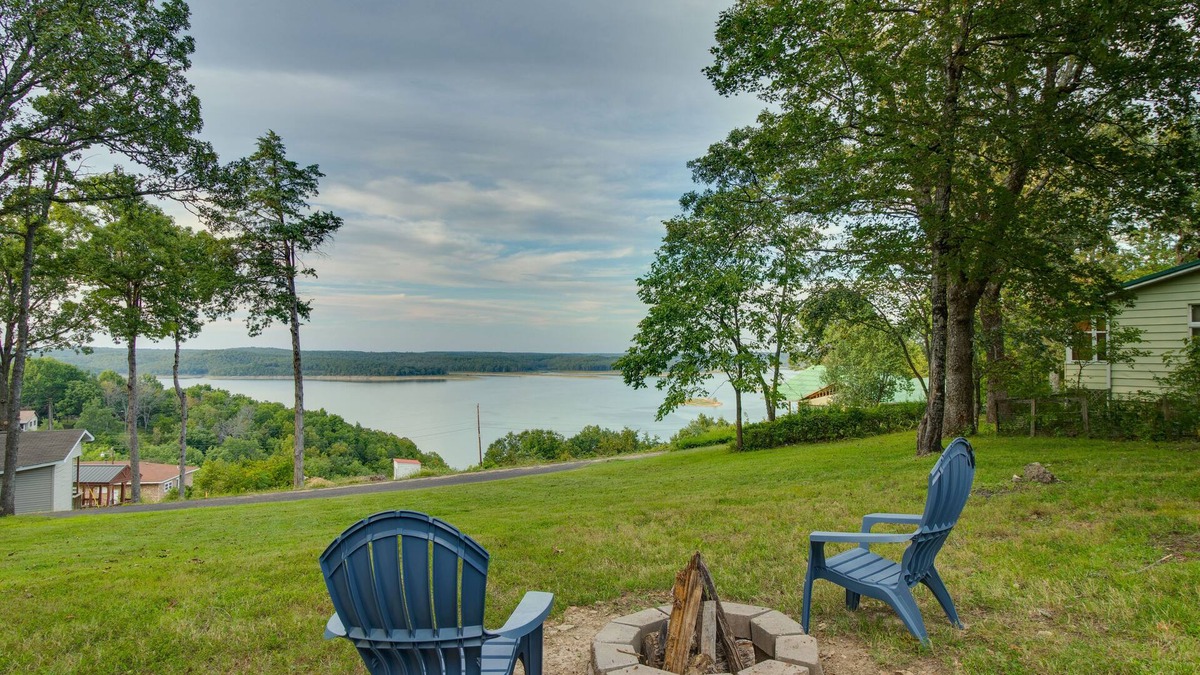 Mountain Home House | Lake-View Mountain Home Retreat w/Fire Pit!