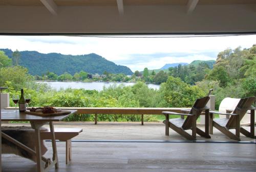 Lake Okareka House | Lake View Okareka - Lake Okareka Holiday Home