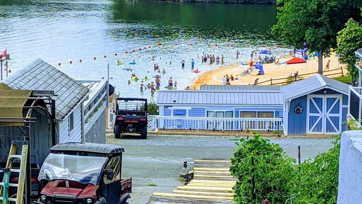 New London Resort | Lake view retreat steps to Badin Lake! Pool, Beach, Restaurant/Bar & Boat Launch