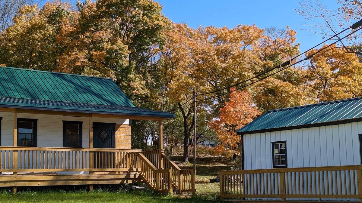 Black Creek Cabin | Lake View Tiny Homes - Pontoon and/or Slip Available