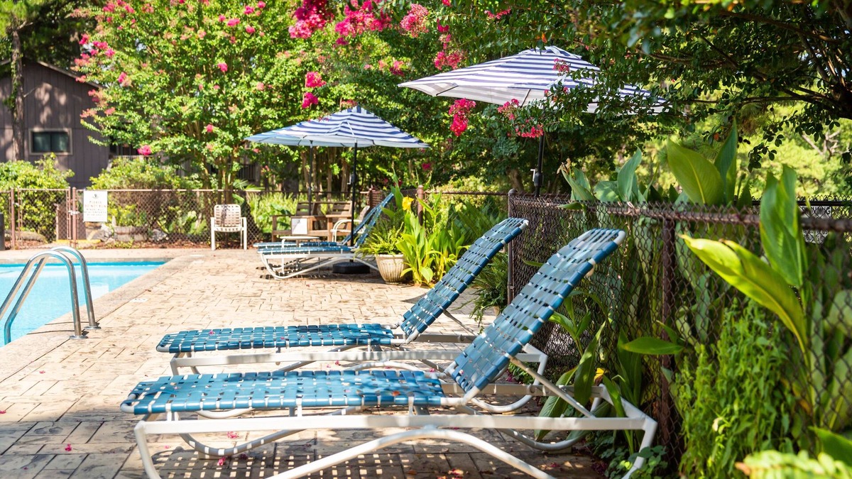 Mount Ida Cottage | Lake view two bedroom, two bath Harbor North luxuryloft cottage with private hot tub overlooking Lake Ouachita. by RedAwning