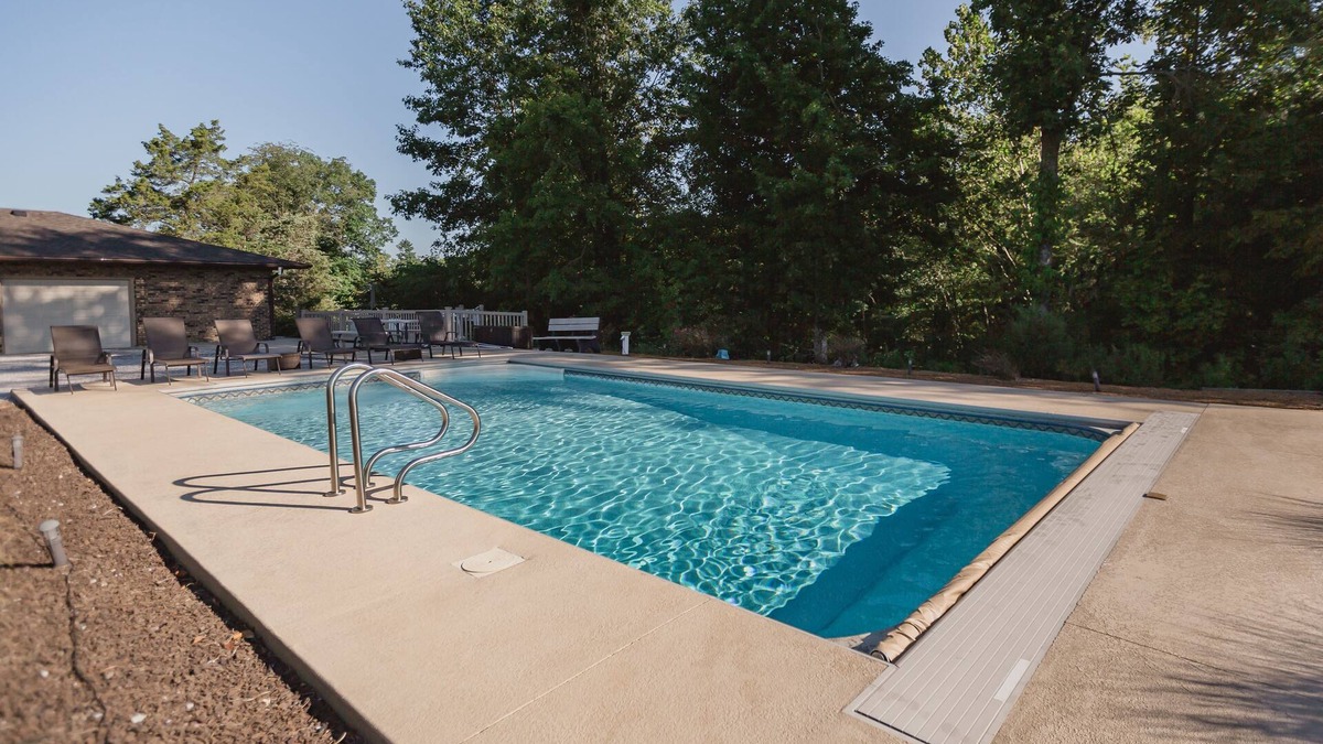 Marion House | Lake Views & Access + Pool, Indoor/Outdoor Living, Family & Pet Friendly