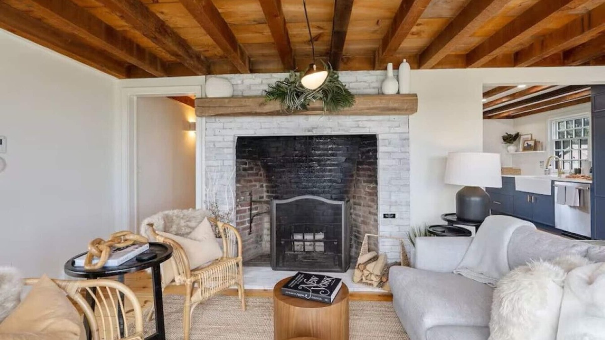Skaneateles House | Lake Views, Pool, Sauna