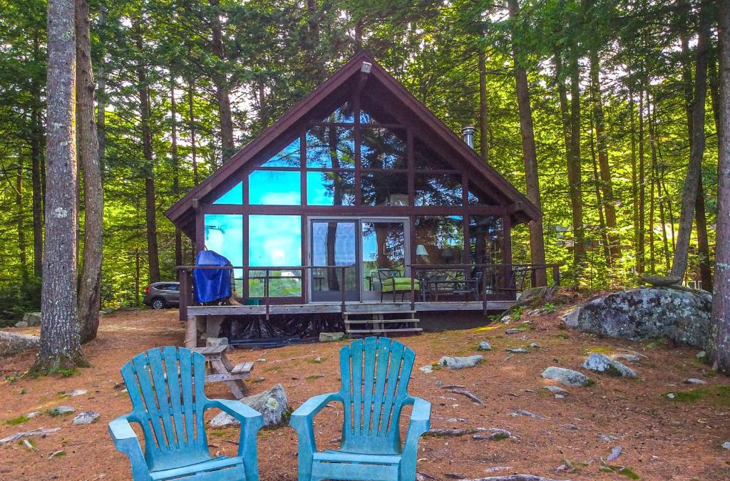 Meredith House | Lake Waukewan Chalet