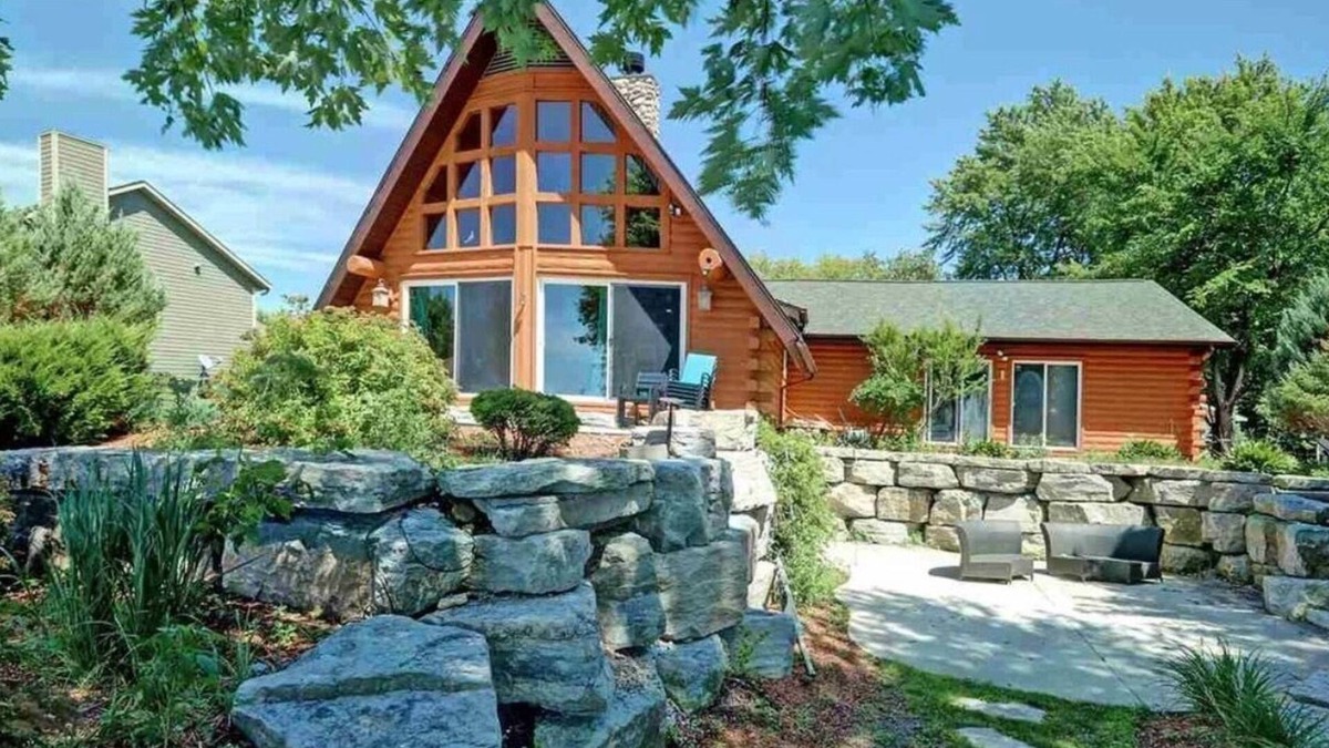 Chilton House | Lake Winnebago - 53 mins to Lambeau Field in Green Bay