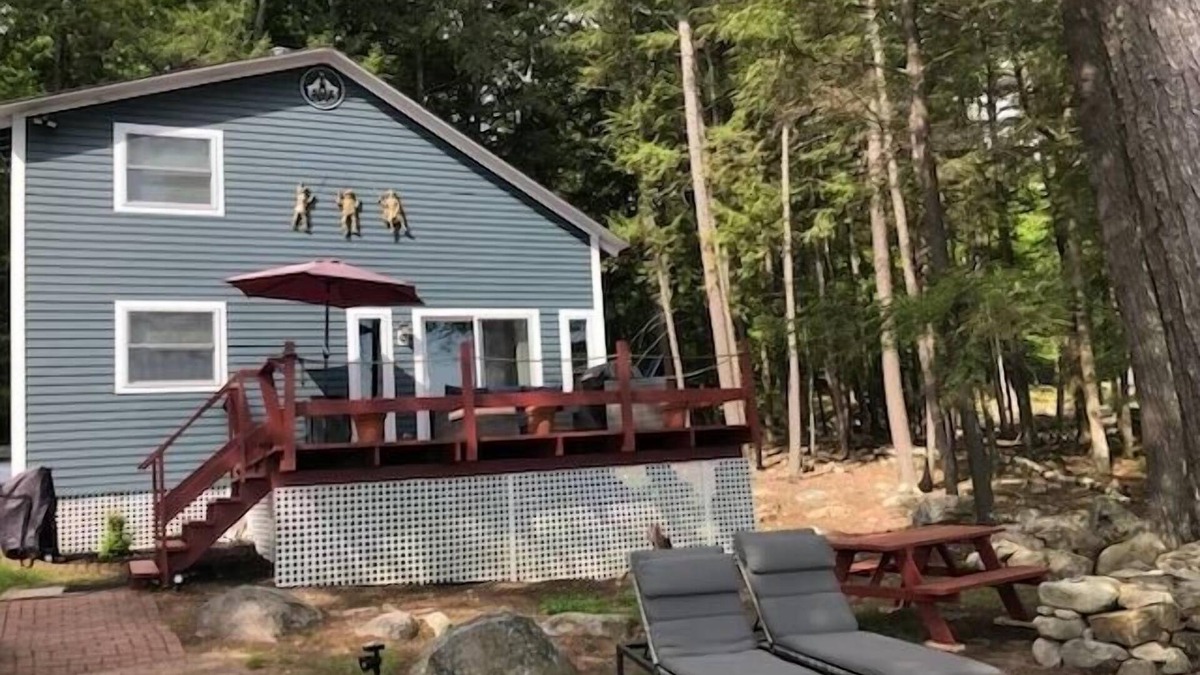 Tuftonboro Cottage | Lake Winnipesaukee, Little Bear Island Cottage w/shared Dock, BOAT REQUIRED