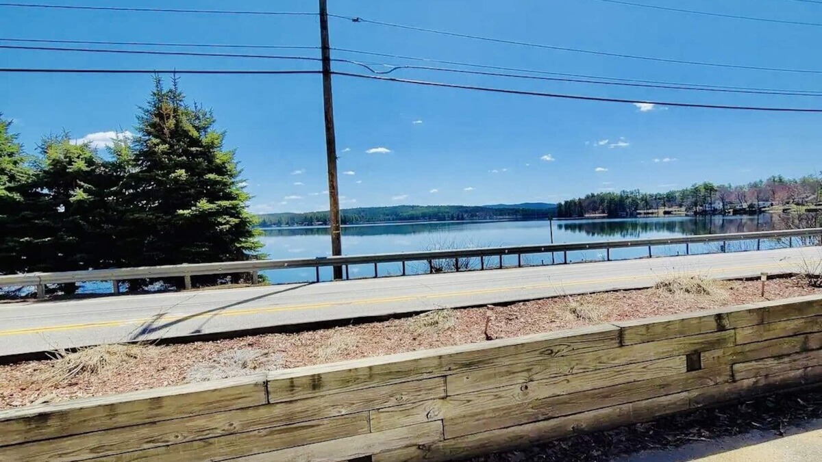Lochmere Condo | Lake Winnisquam Condo with Lake Views