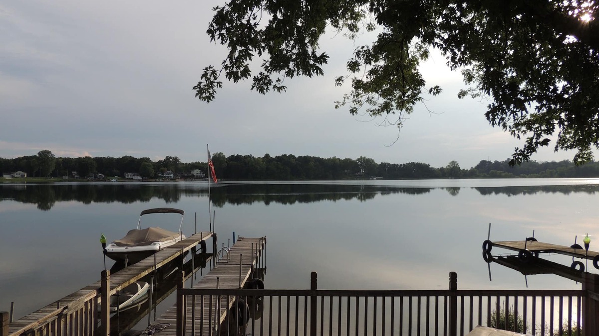 Edwardsburg Cottage | Lakefront 13 Miles from Notre Dame
