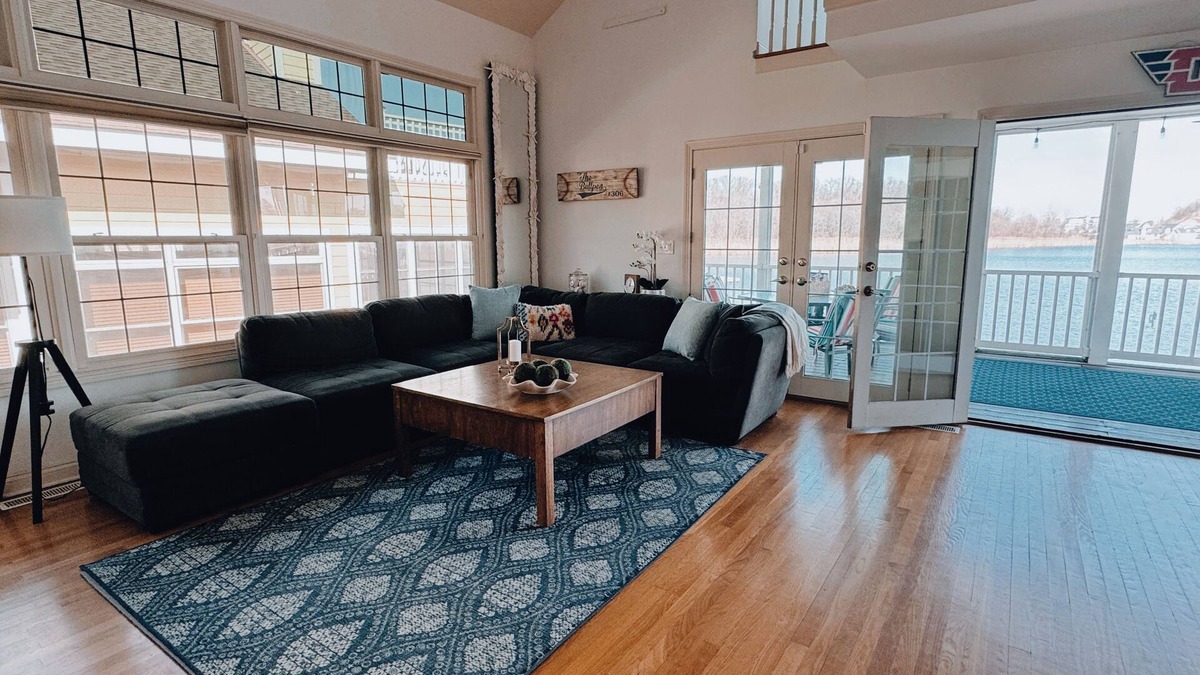 Michigan City House | Lakefront 4 bdrm/4 ba on Lake Kai/sleeps 11/Beachwalk Resort