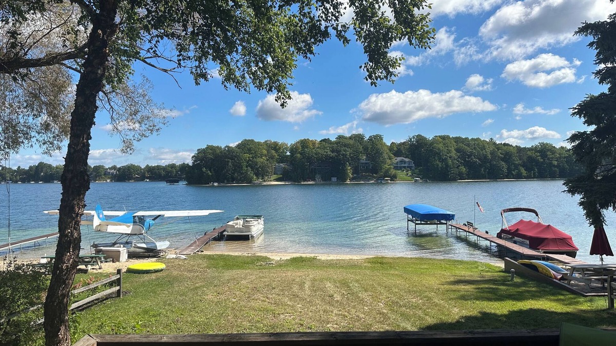 Traverse City House | Lakefront 4bdrm House Dock & Deck WiFi AC near Traverse City & Interlochen Art+