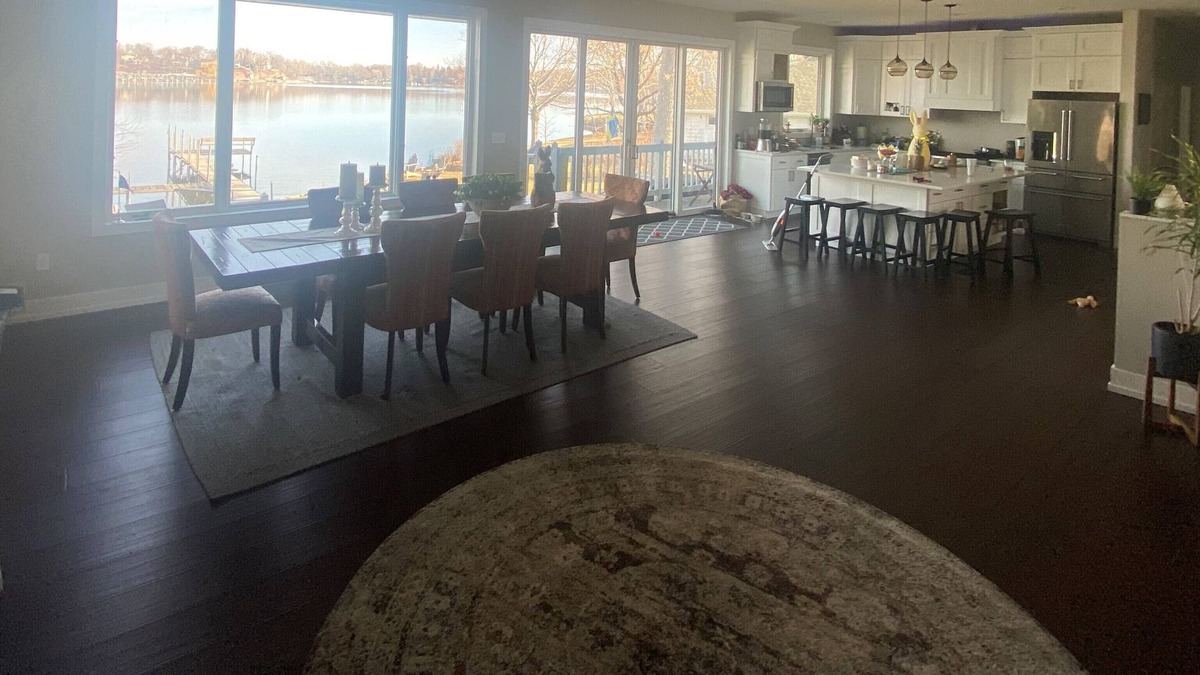 Excelsior House | Lakefront at historical Excelsior-Lake Minnetonka